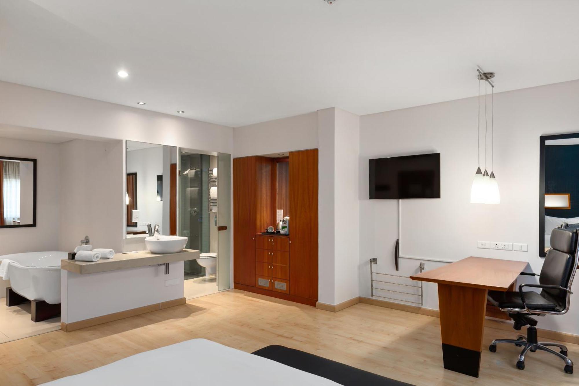 Neighbourgood East City Cape Town Phòng bức ảnh